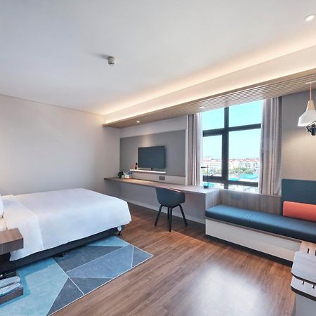 Holiday Inn Express Shanghai Hongqiao North By Ihg Fengbang ภายนอก รูปภาพ